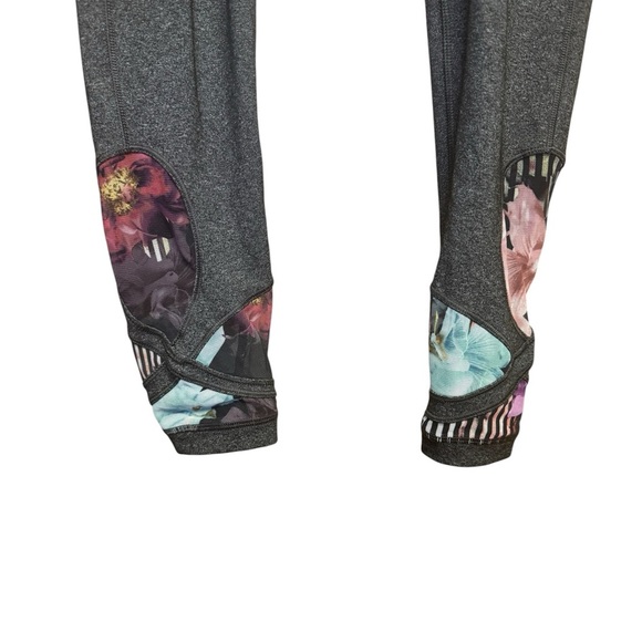 CALIA by Carrie Underwood High-Rise Leggings – Charcoal with Floral Print Size S - Picture 2 of 6